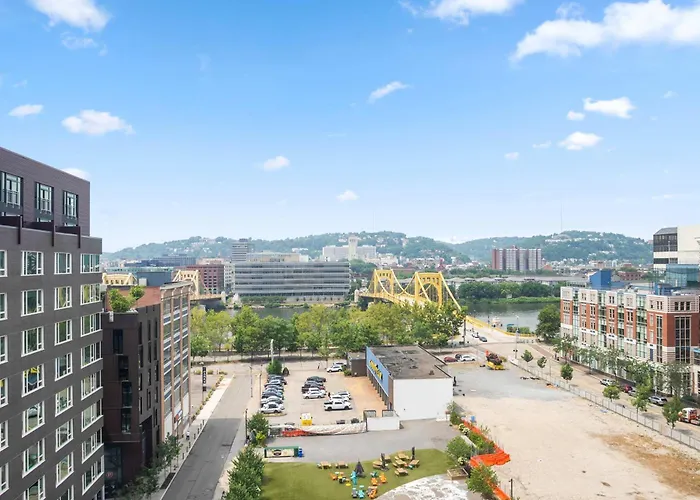 Cozysuites Chic 1br In Downtown Pitts 11 * Pittsburgh